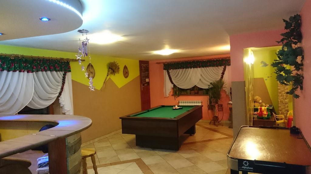Pod Tatrami Bed & Breakfast Bukowina Tatrzanska Ngoại thất bức ảnh