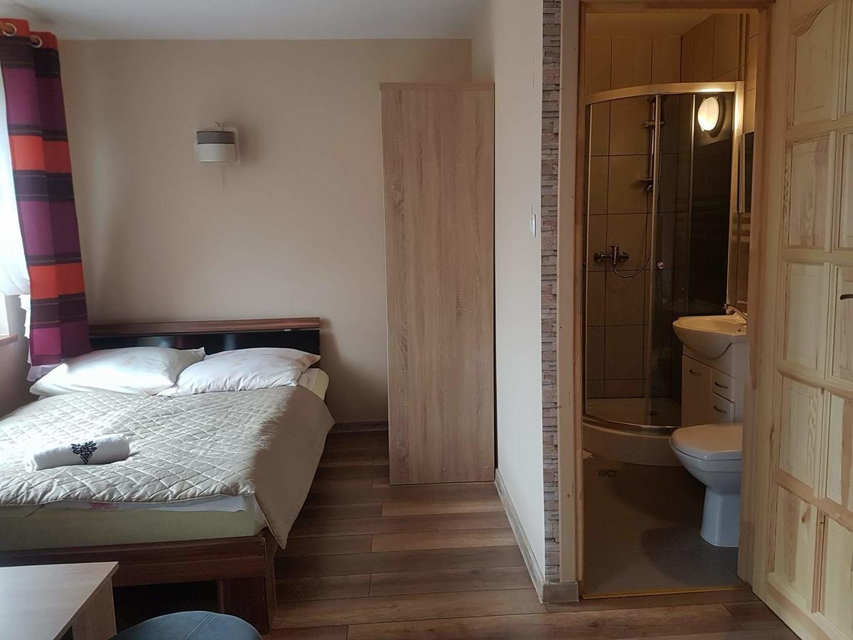 Pod Tatrami Bed & Breakfast Bukowina Tatrzanska Ngoại thất bức ảnh