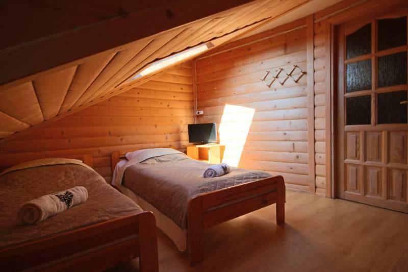 Pod Tatrami Bed & Breakfast Bukowina Tatrzanska Ngoại thất bức ảnh